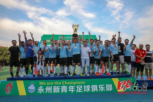 江苏签约双外援 特奎维恩和J-汤普森加盟